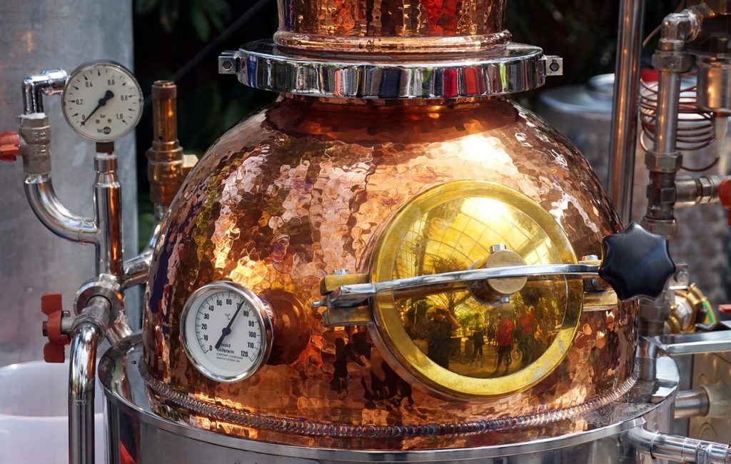 fermentation and distillation translationa336ed86ce4a1e00de368468a354a5b91ea1e9d4e2c357cd7fe3f94b9f0b691145363f5341f59271317827957dd6daaaba_1280-4256496 Food and Beverage translation